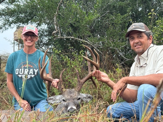 Outfitting Hunters Since 1997 Outfitting Hunters Since 1997